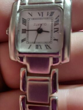 Vintage Womens Silver Tone Quartz Bracelet Watch with Roman Dial